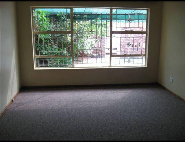 3 BEDROOM TOWNHOUSE FOR SALE IN MOKOPANE CENTRAL